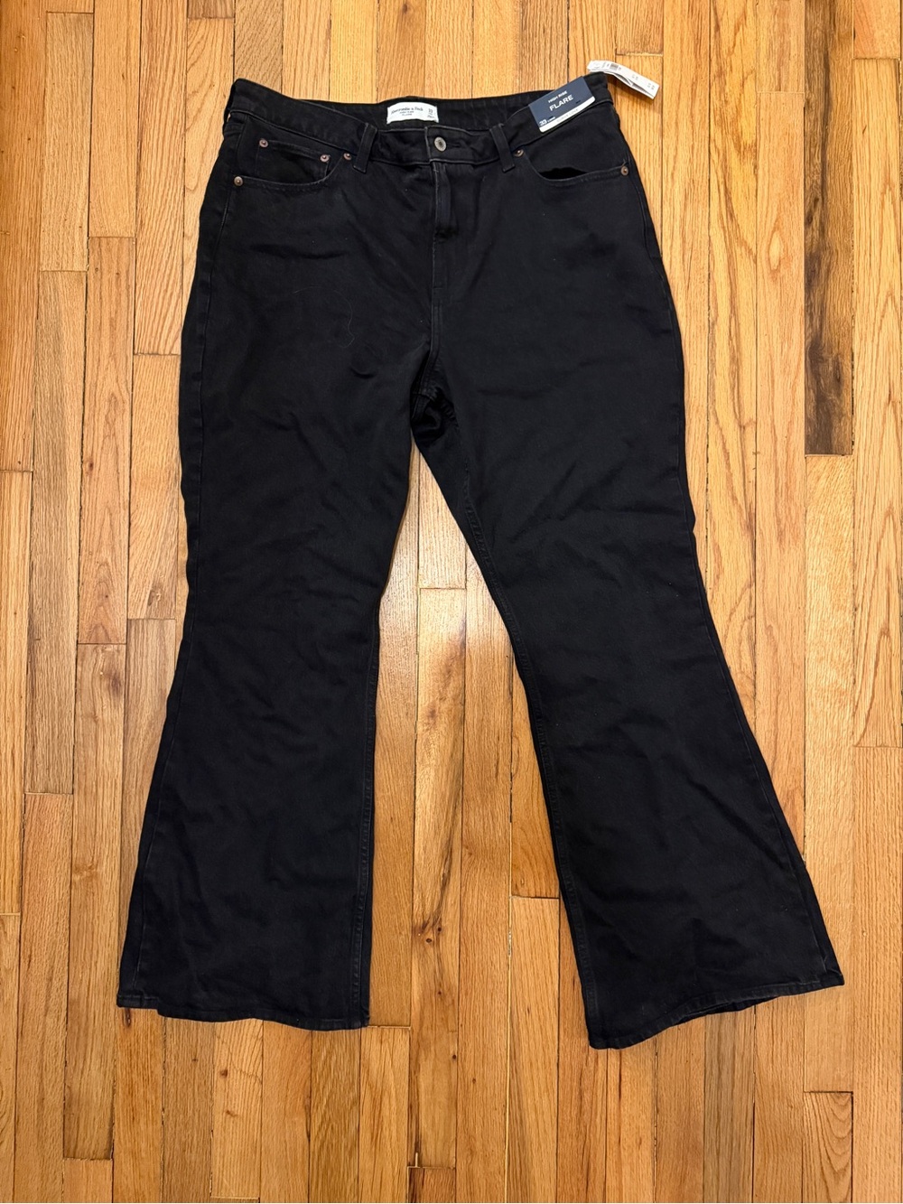 Abercrombie & Fitch Black Flared Jeans Curve Love NWT